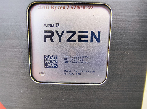 Processador De Desktop Ryzen 7 5700x3d 8-core E 16 Threads