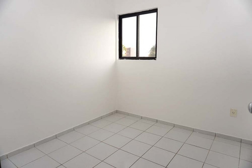 Imagem 4 de 5 de Apartamento Para Venda - 009763