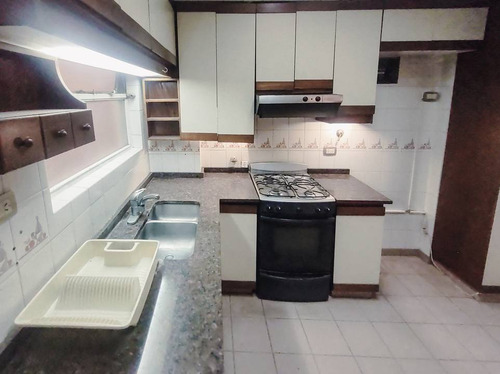 Imagen 8 de 30 de Muy Buen Departamento De 4 Ambientes En Venta En Olivos !!