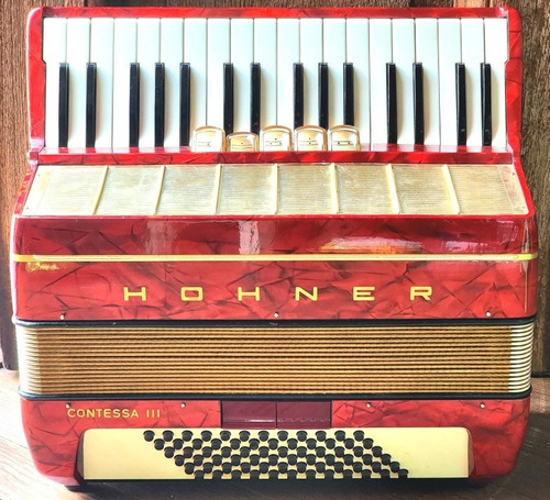 Acordeon Hohner 72 Bajos (alemán)