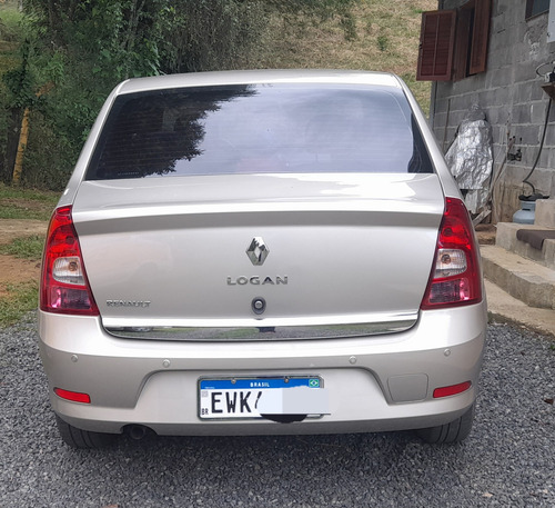 Renault Logan 1.0 16v Expression Hi-flex 4p