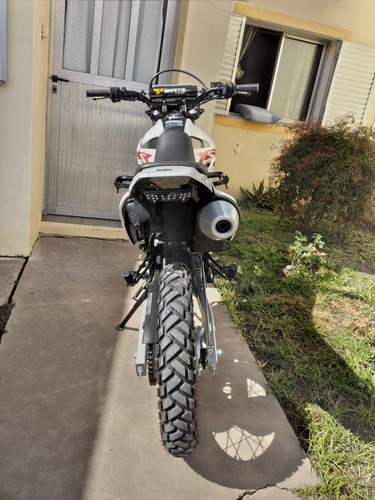 Imagen 6 de 6 de Honda Tornado Xr 250