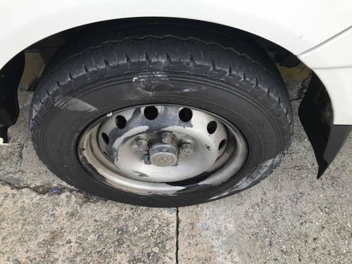 Imagem 9 de 9 de Hyundai Hr 2017 2.5 Hd Cab. Curta S/ Carroceria Tci 2p