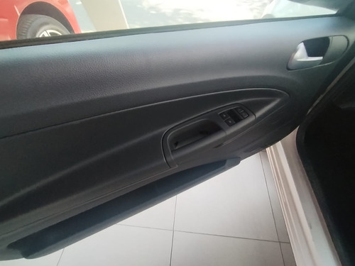 Volkswagen Saveiro 1.6 Robust Mt
