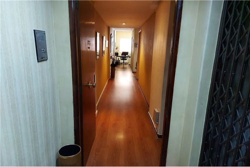 Imagen 25 de 30 de Venta De Oficina En Recoleta