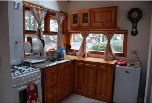 Imagen 8 de 22 de Venta Cabaña 2 Dormitorios Con Chimenea Y Jardin - San Martin De Los Andes