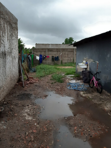 Imagen 8 de 10 de Venta De Lote Con Edificación En Tristán Suárez