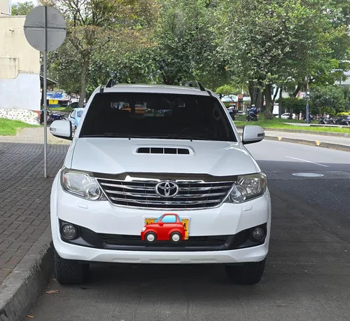 Toyota Fortuner 3.0 Srv