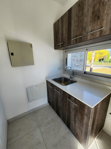 Imagen 7 de 22 de Casa En La Horqueta De Echeverria Con Pileta Canning