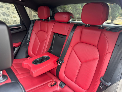 Porsche Macan 3.7 Turbo At