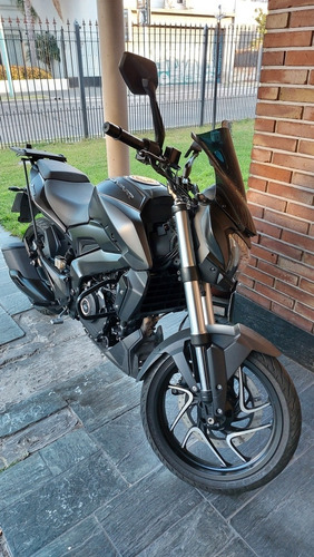Imagen 1 de 11 de Bajaj Dominar 400 Ug