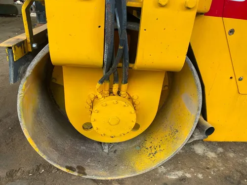 Vibrocompactador Dynapac Cc122 Modelo 2005