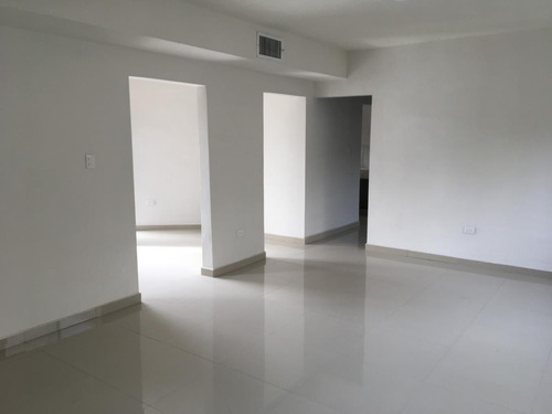 Casa En Venta En Los Arrayanes, Gómez Palacio, Durango