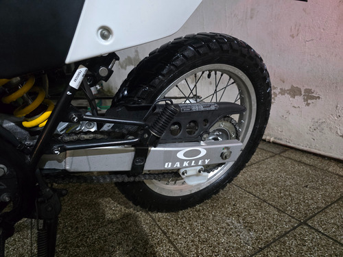 Honda Tornado Excelente Estado Con Muy Poco Uso, Titular.