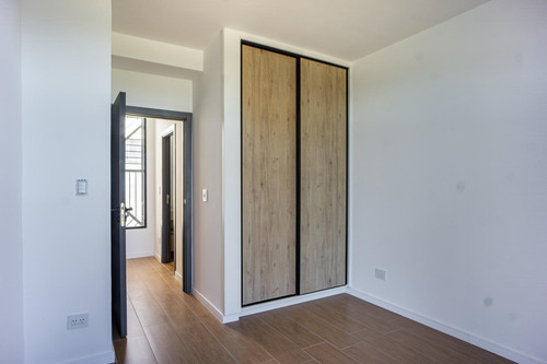 Casa En Alvear