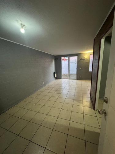 Hermosa Propiedad Dentro De Condominio Bajo Gasto Comun