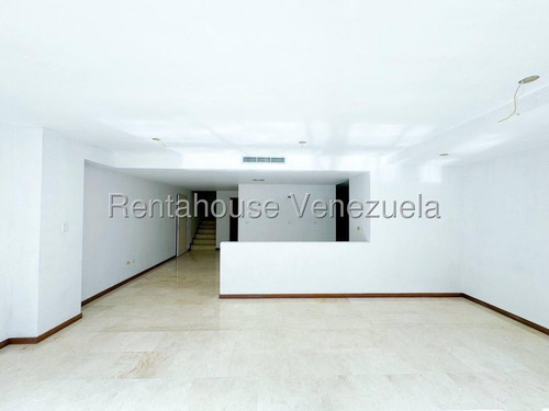 Apartamento En Venta En Los Naranjos De Las Mercedes Caracas