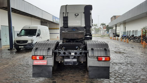 Imagem 6 de 12 de Cavalo Mega Space 6x2 Trucado M.b Comp. 2546 Selectrucks