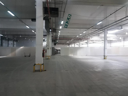 Planta Industrial De 13745 M2 Cub, En Moreno