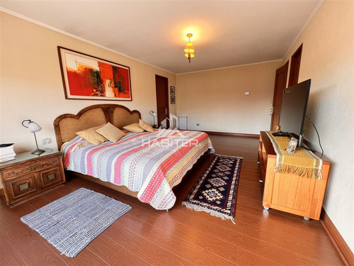 Vende Gran Casa En Puerta De Alcalá 6 Dormitorios - 4 Baños
