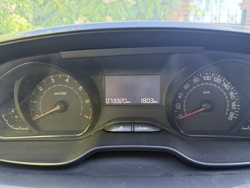 Peugeot 2008 1.6 Allure