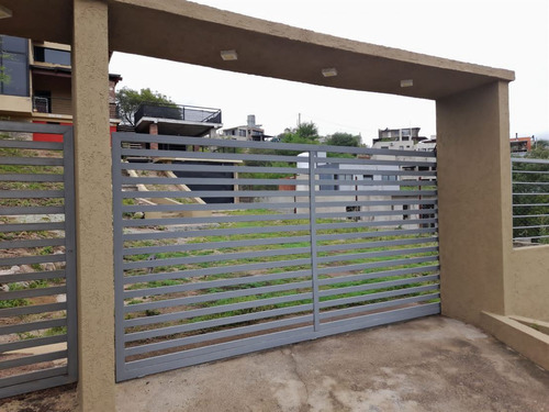 Casa En Venta Propiedad Exclusiva En Estancia Vieja A 900 Mts. De La Ruta 38 1 Ambientes