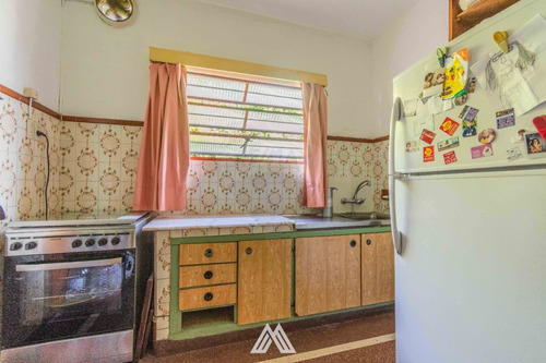 Imagen 6 de 17 de Venta De Casa En Aires Puros De 3 Dormitorios Y Un Baño. 2 Patios, Parrillero