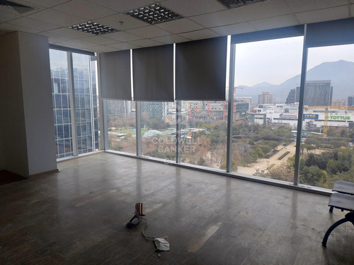 Oficina Ubicada En Edificio Mistral, Las Condes