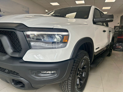 RAM 1500 5.7 Laramie Atx V8