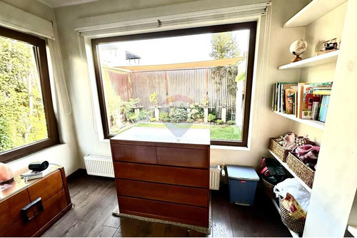 Bella Casa En Las Condes, Se Acepta Novacion