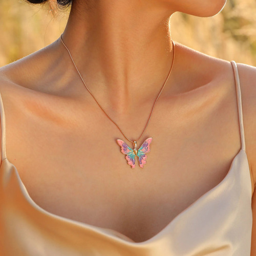 V Collar Colgante Dorado Con Forma Mariposa Multicolor