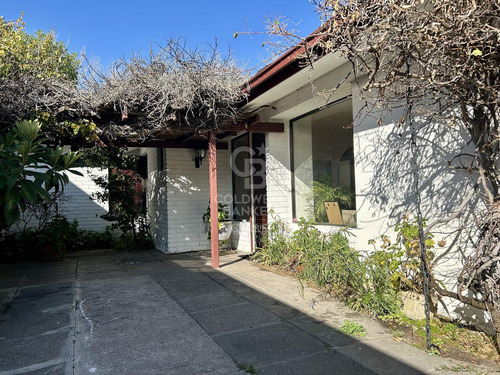 Casa En Pasaje Cerrado - Lo Beltrán