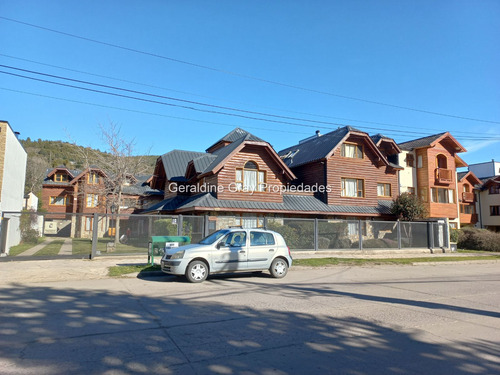 Departamento En Venta De 3 Dormitorios C/ Cochera En San Martín De Los Andes