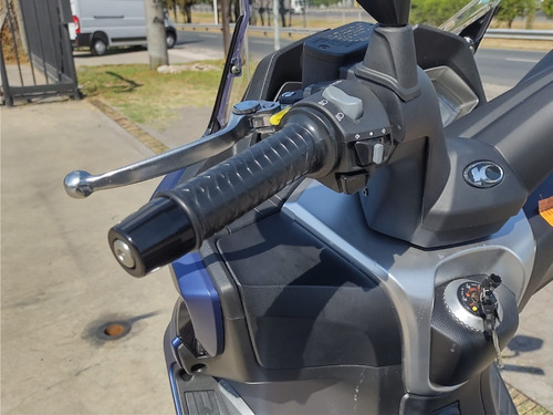 Imagen 10 de 18 de Nuevo Kymco Downtown 350 Absi Tcs Con Control De Traccion!