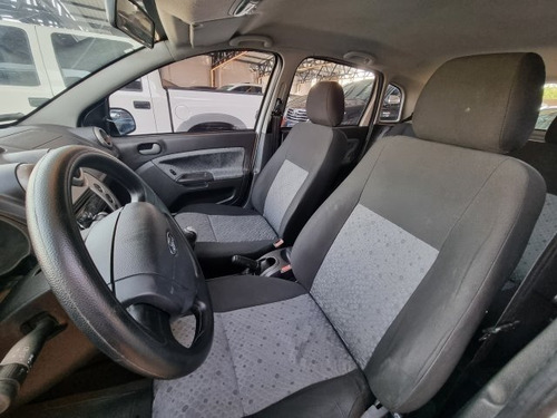 Ford Fiesta 1.6 ROCAM HATCH 8V FLEX 4P MANUAL