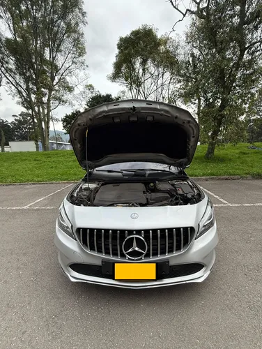Mercedes-Benz Clase CLA 1.6 Essential