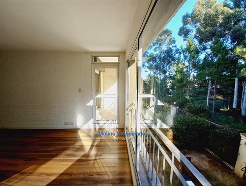 Apartamento De 3 Dormitorios En Haras De Lago