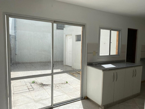 Imagen 16 de 18 de Ph 2 Dormitorios En Venta Berisso, Garaje Y Patio