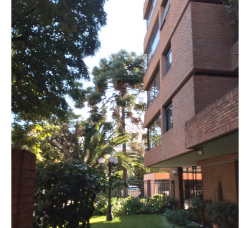 Impecable En Lindo Edificio Con 3 Suites Y Agradables Vistas