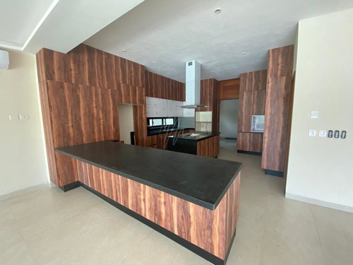 Imagen 3 de 30 de Casa En Venta Acceso A Lago, Lagos Del Sol Cancun