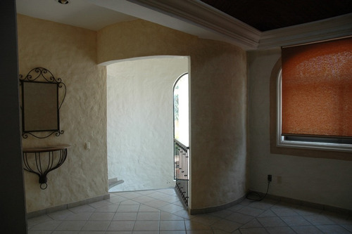 Casa En Renta Fraccionamiento Privado, En Lomas De Atzingo, Cuernavaca