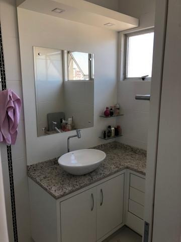 Apartamento Com 3 Dormitórios À Venda, 130 M² Por R$ 640.000 - Kobrasol - São José/sc - Ap7414