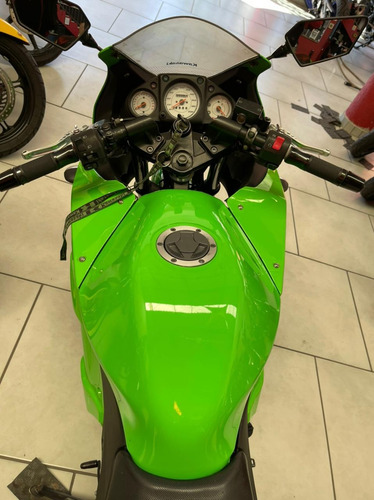 Imagem 4 de 8 de Kawasaki Ninja 250