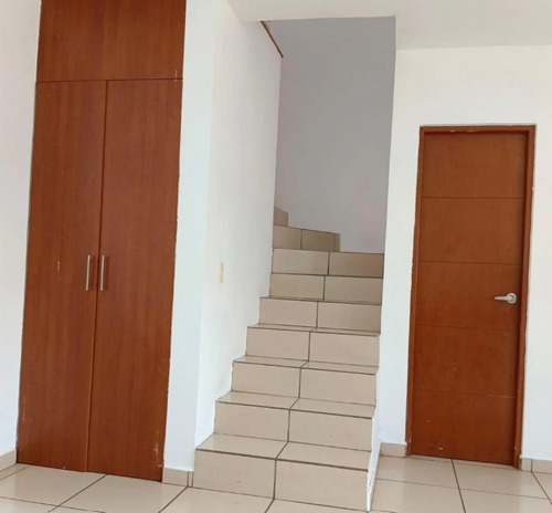 Casa En Venta, Parque Arrayanes, Guadalajara, Rh*