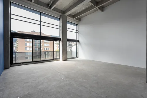 Oficina En Arriendo/venta En Chico Norte. Cod V1105030