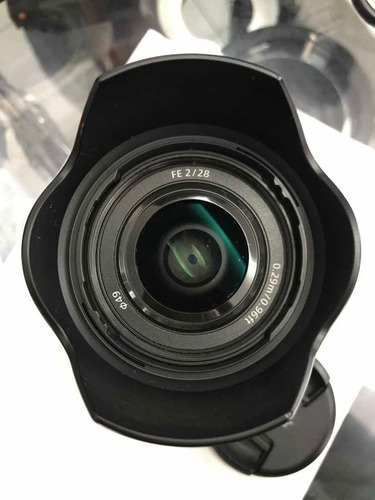 Lente Sony 28mm F2