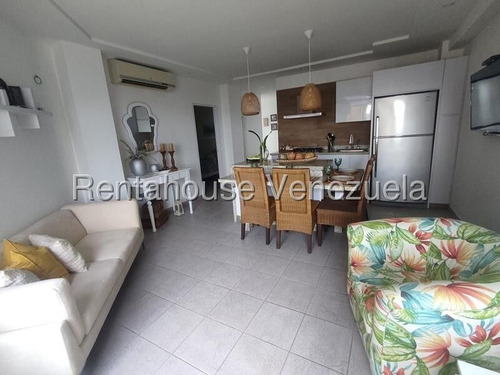 Apartamento En Venta Tucacas Falcon, Ubicado En Conjunto Frente Al Mar. Excelente Distribucion, Con Planta Electrica 100%. Agua De Pozo. Agende Su Visita. Dapo