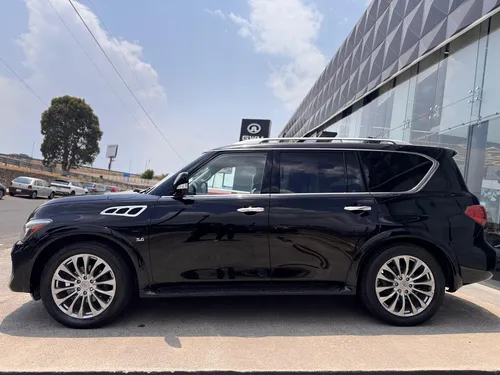Infiniti QX80 5.6l Perfection 7 Pasajeros At