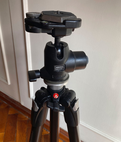 Tripode Manfrotto 055xdb Cabezal De Bola Mgr468 (Usado)