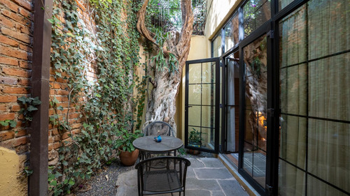 Studio En Renta En El Centro Histórico De San Miguel De Allende Con Terraza Privada Todo Incluido